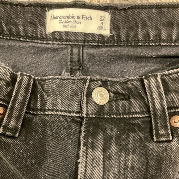 NWT Abercrombie & Fitch Distressed Mini Short Fringe Zip Fly Black Size 27 - Picture 4 of 16